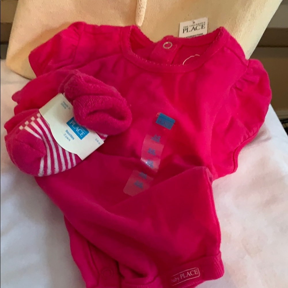 The Children’s Place Fuchsia Onesie and Socks Set